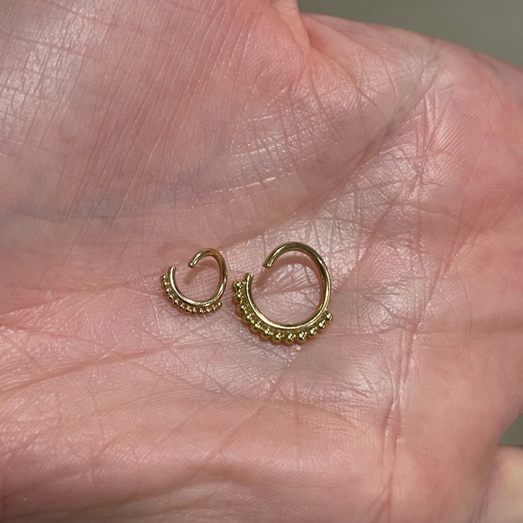 SOLD⭐️BVLA 16G Seamless Ring Yellow Gold - Picture 6 of 6